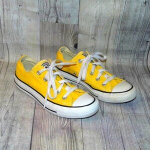 CONVERSE Chuck Taylor All Star OX Yellow Sneakers Womens Size 6